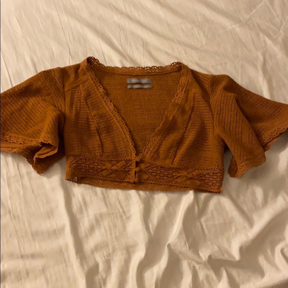Cropped top blouse